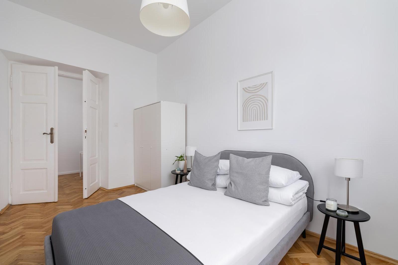 2-bedroom With Balcony - Dluga 65 Apartment Krakau