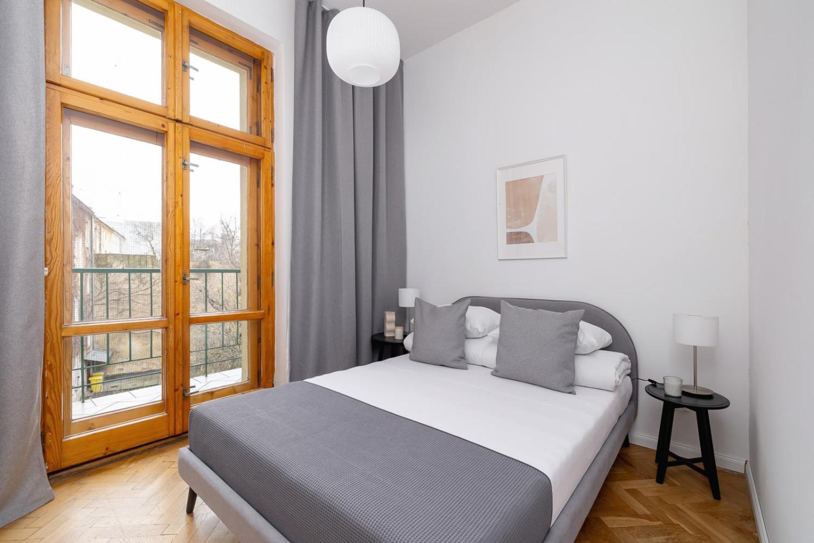 Apartment 2-bedroom With Balcony - Dluga 65